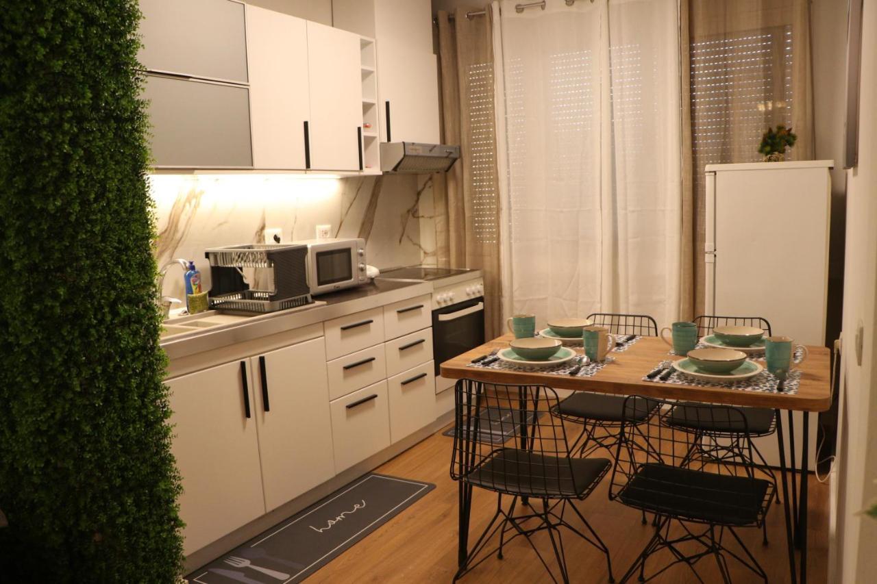 Pine Apartment Tirana Extérieur photo