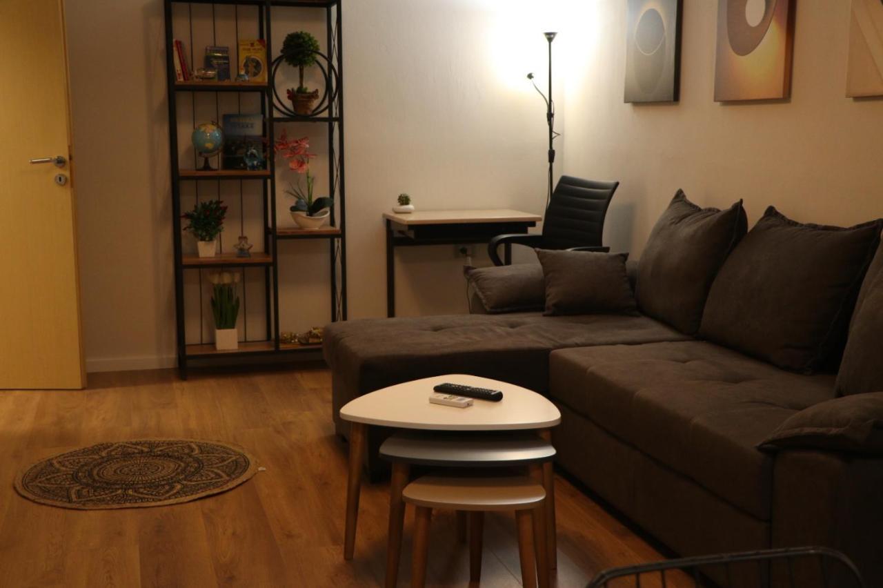 Pine Apartment Tirana Extérieur photo